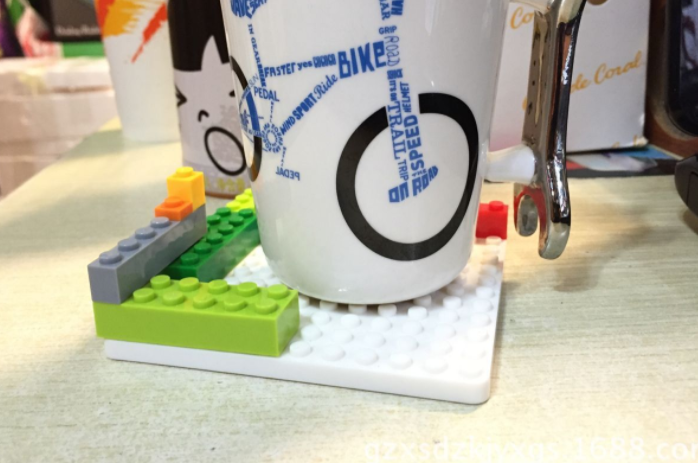 樂(lè)高硅膠杯墊