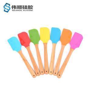 硅膠制品變色發(fā)白現(xiàn)象如何處理，硅膠制品變色發(fā)白原因介紹[今日資訊]