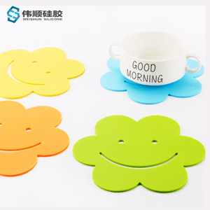 應(yīng)該如何清洗硅膠制品中的硅膠按鍵模具？